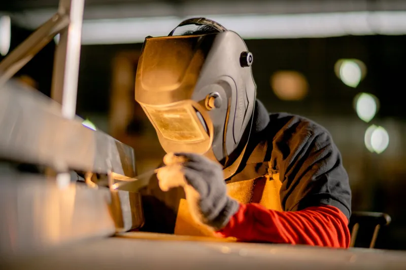 Faster, Leaner, Higher-Earning: How Japanese Trade Certifications Are Rewriting the Six-Figure Timeline
